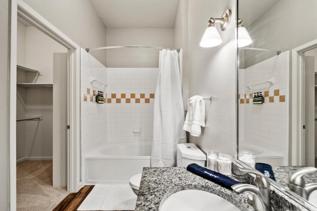 Kasa Legacy Town Center Plano Aparthotel Bagian luar foto