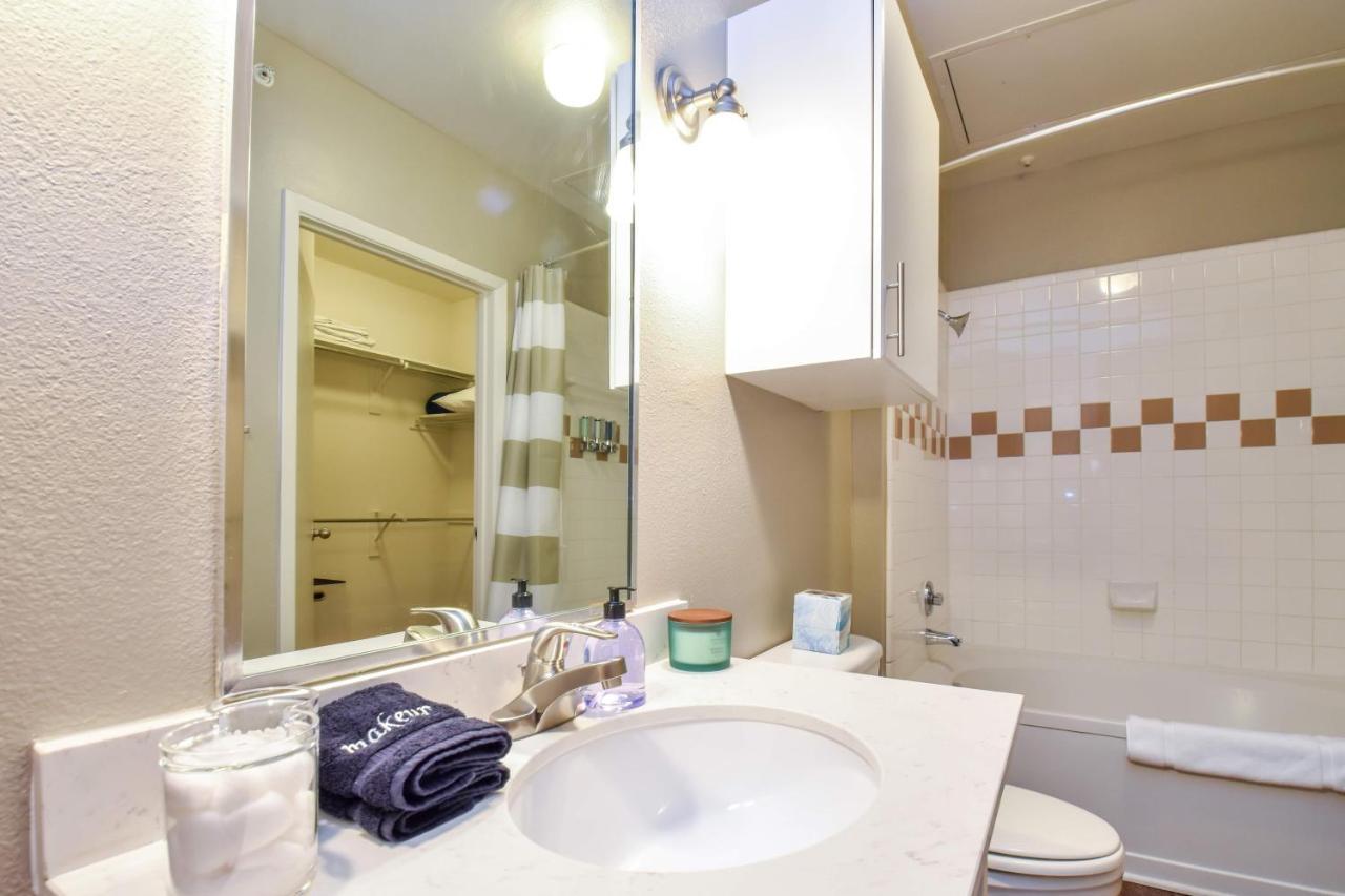 Kasa Legacy Town Center Plano Aparthotel Bagian luar foto